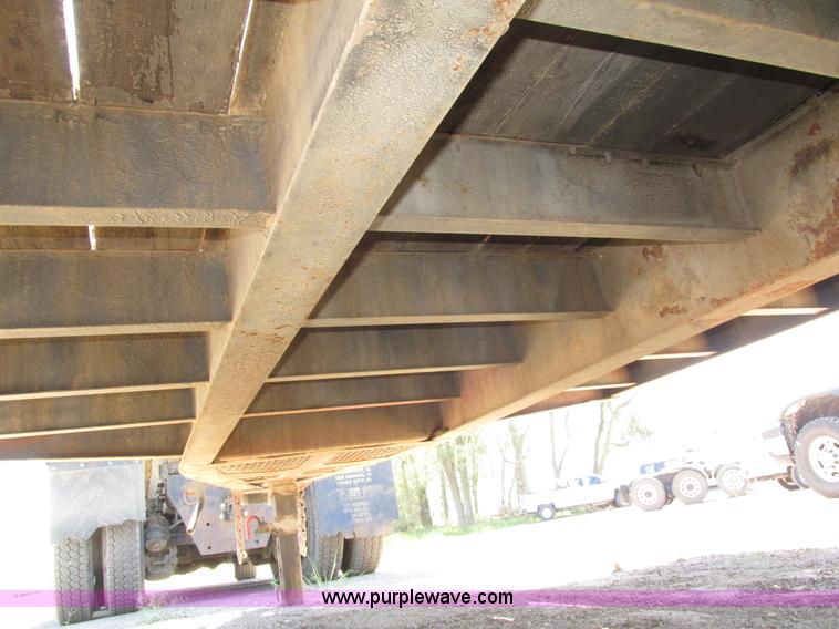 image for item H1230 2001 Load King 122LT 24'L equipment trailer