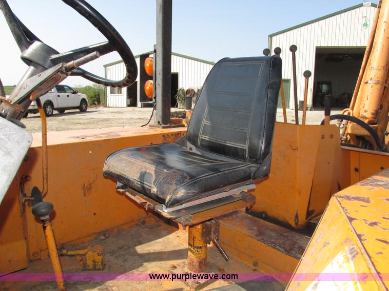 image for item H1231 1978 Case 580C backhoe