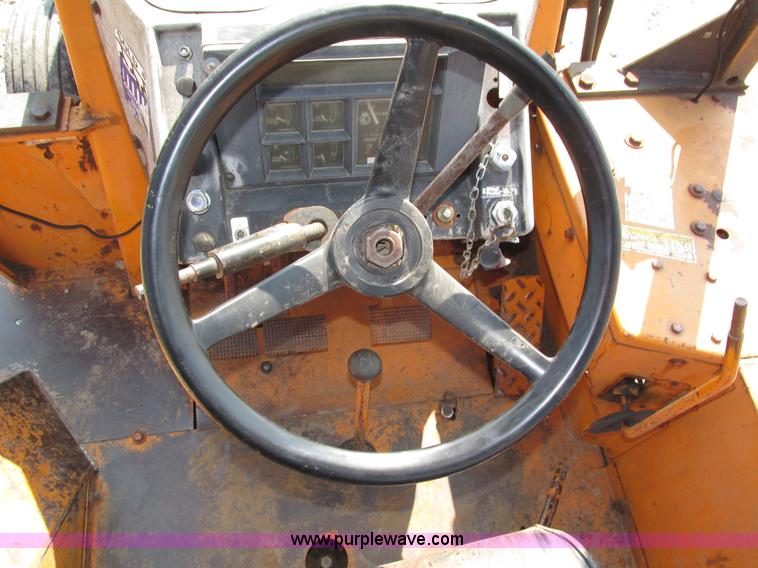 image for item H1231 1978 Case 580C backhoe