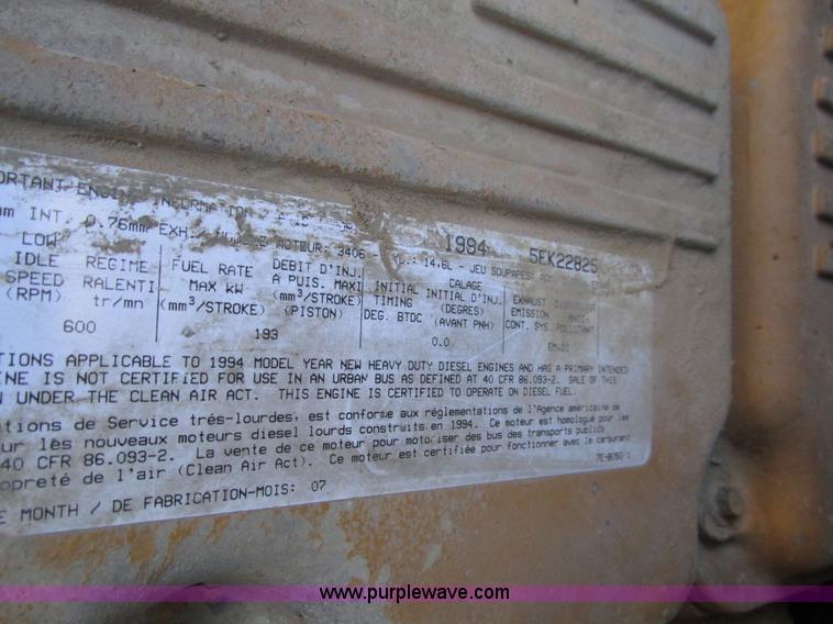 image for item H1236 1995 Ford LTA9000 Aero Max 106 semi truck