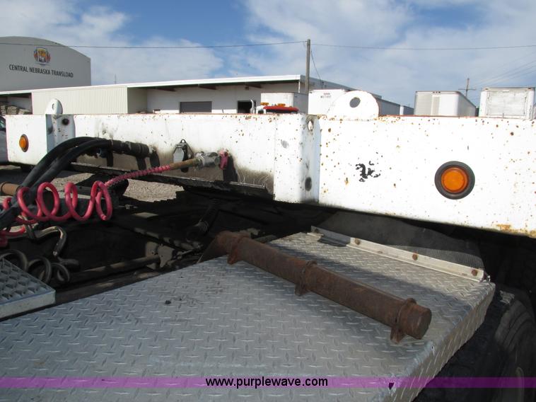 image for item H4502 1997 Landoll tilt deck trailer