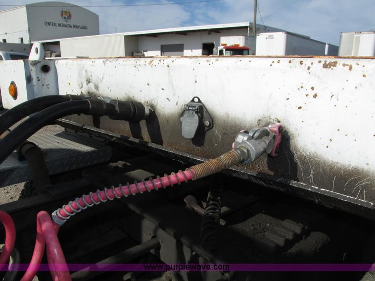 image for item H4502 1997 Landoll tilt deck trailer