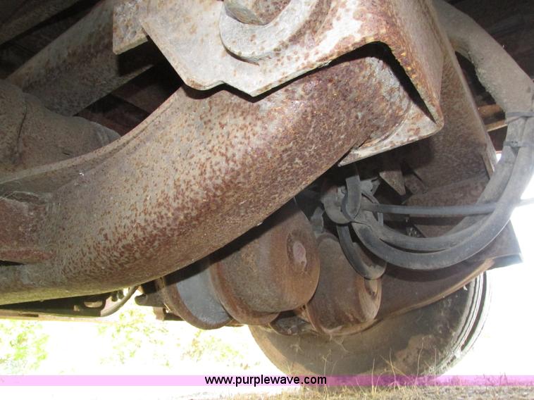 image for item H4502 1997 Landoll tilt deck trailer