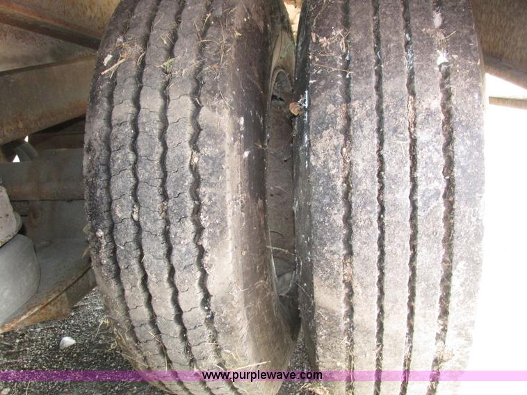 image for item H4502 1997 Landoll tilt deck trailer