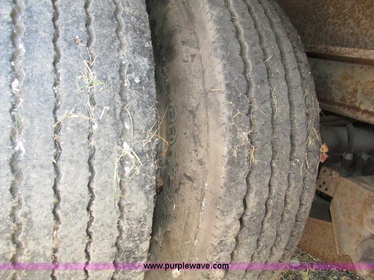 image for item H4502 1997 Landoll tilt deck trailer