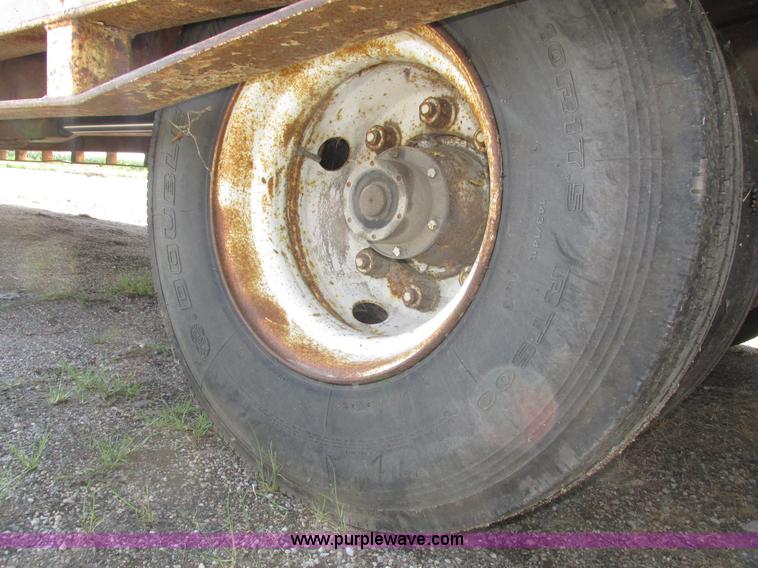 image for item H4502 1997 Landoll tilt deck trailer