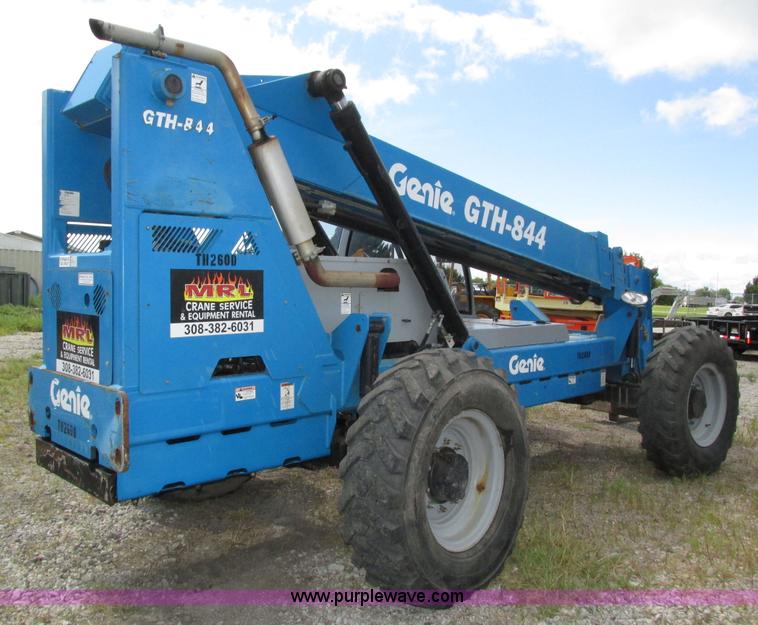 image for item H4507 2007 Genie GTH844 telehandler