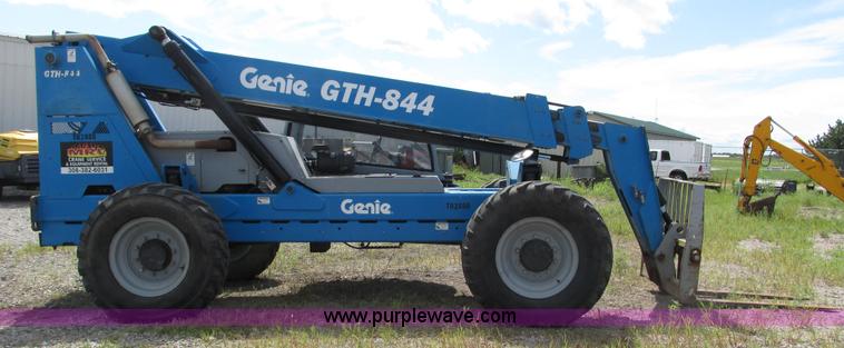 image for item H4507 2007 Genie GTH844 telehandler