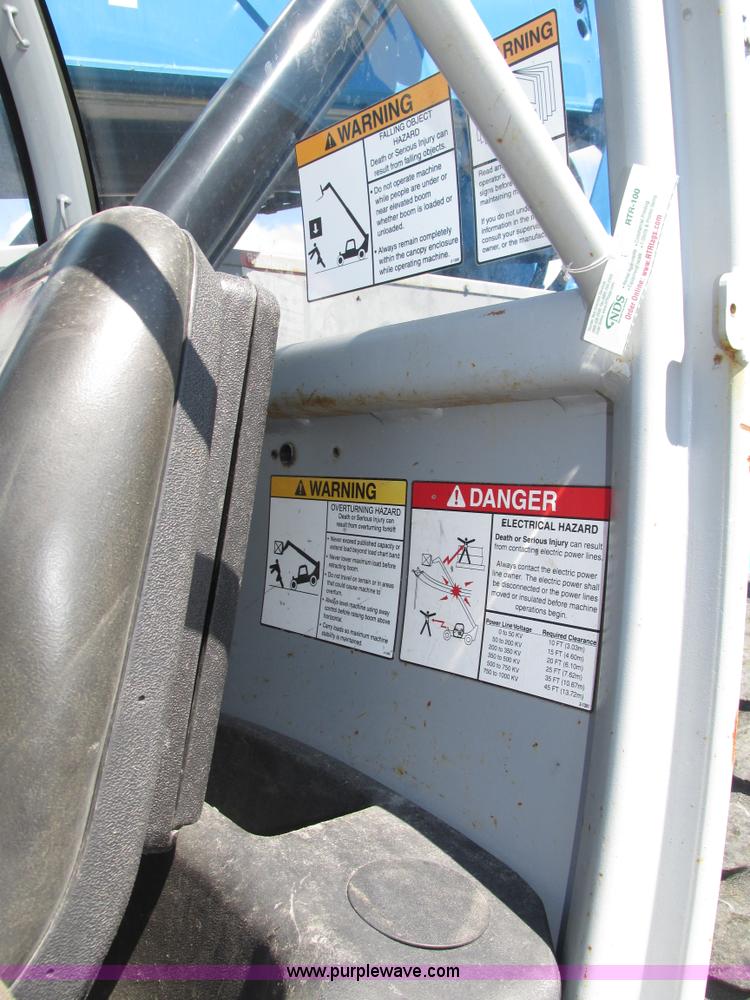 image for item H4507 2007 Genie GTH844 telehandler