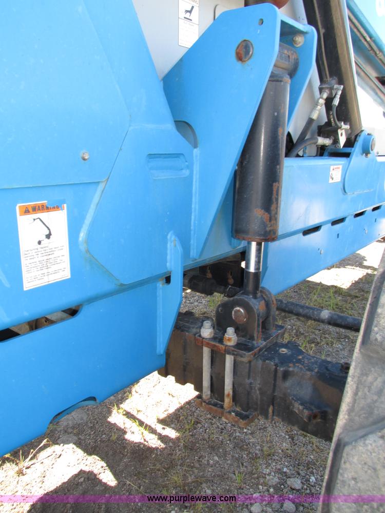 image for item H4507 2007 Genie GTH844 telehandler