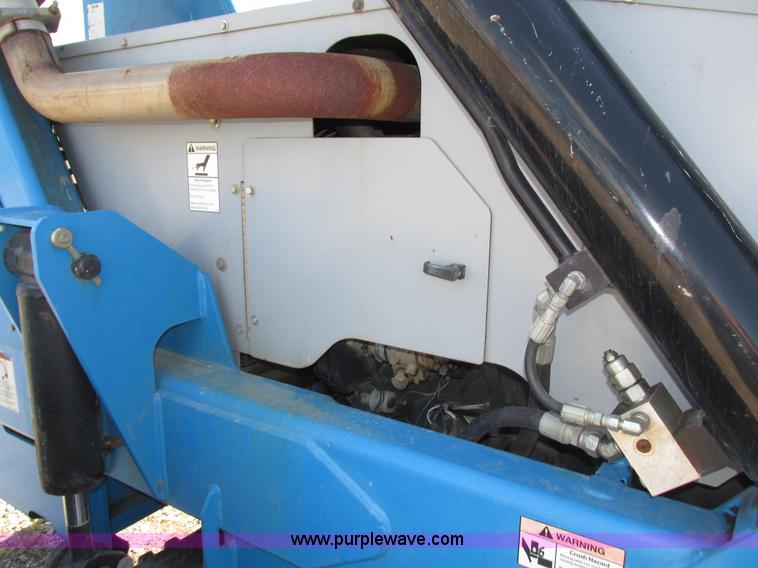 image for item H4507 2007 Genie GTH844 telehandler