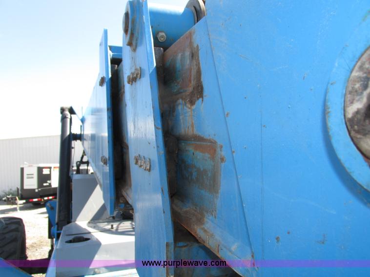 image for item H4507 2007 Genie GTH844 telehandler