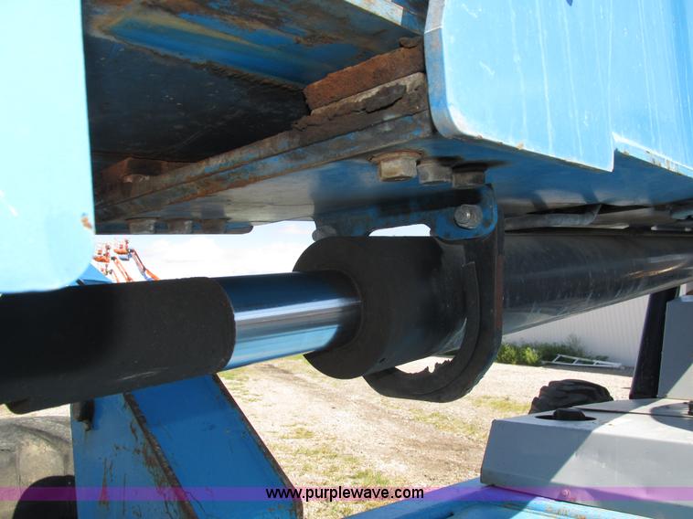 image for item H4507 2007 Genie GTH844 telehandler
