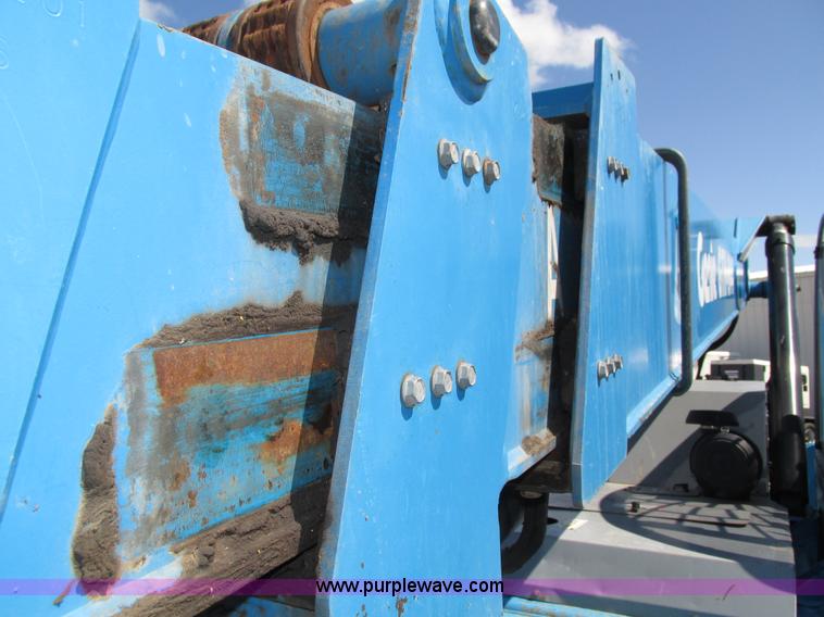 image for item H4507 2007 Genie GTH844 telehandler