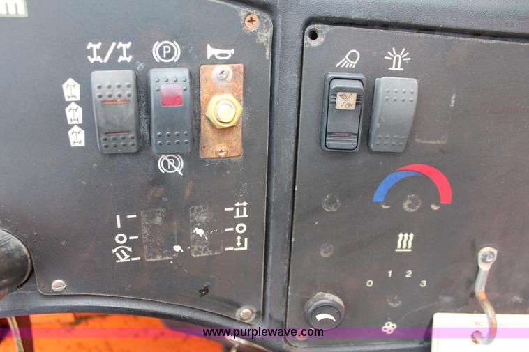 image for item H8137 2005 JLG G10-55A telehandler