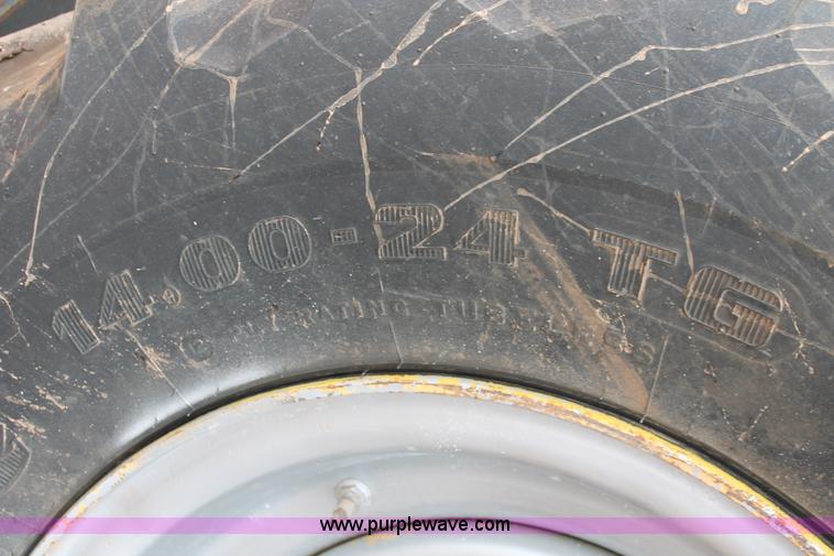 image for item H8137 2005 JLG G10-55A telehandler