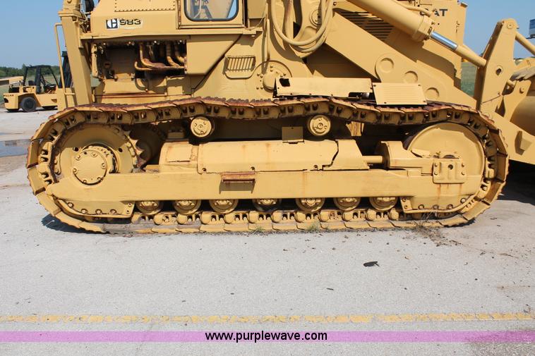 image for item H8144 1978 Caterpillar 983 track loader