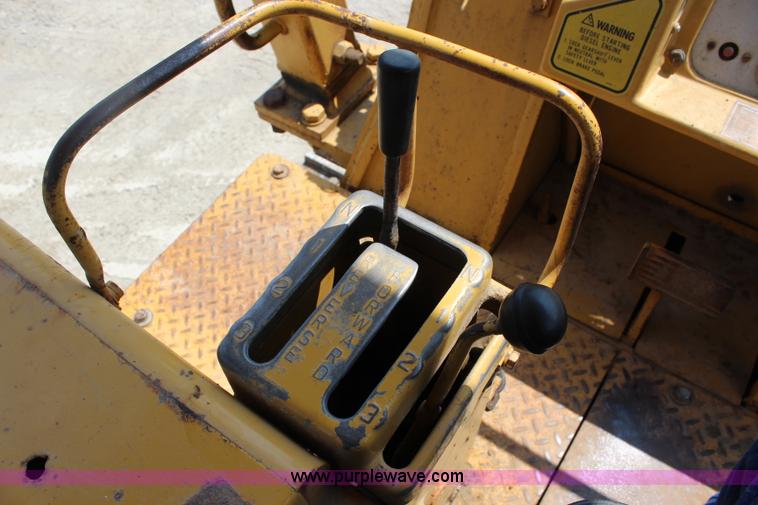 image for item J3515 1969 Caterpillar 977K track loader