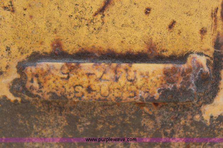 image for item J3515 1969 Caterpillar 977K track loader