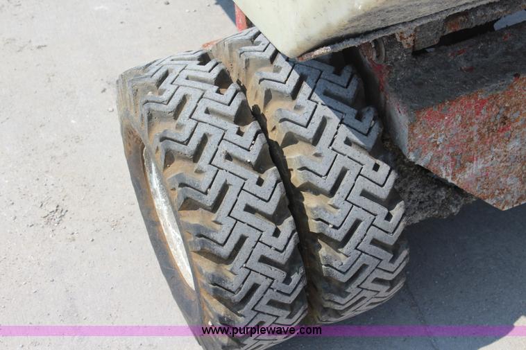 image for item J3518 Amida Whiteman concrete buggy