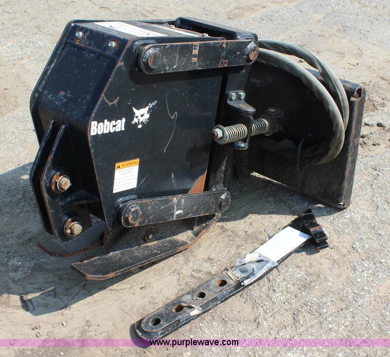 Bobcat VP12 vibratory plow skid steer attachment in Topeka, KS Item