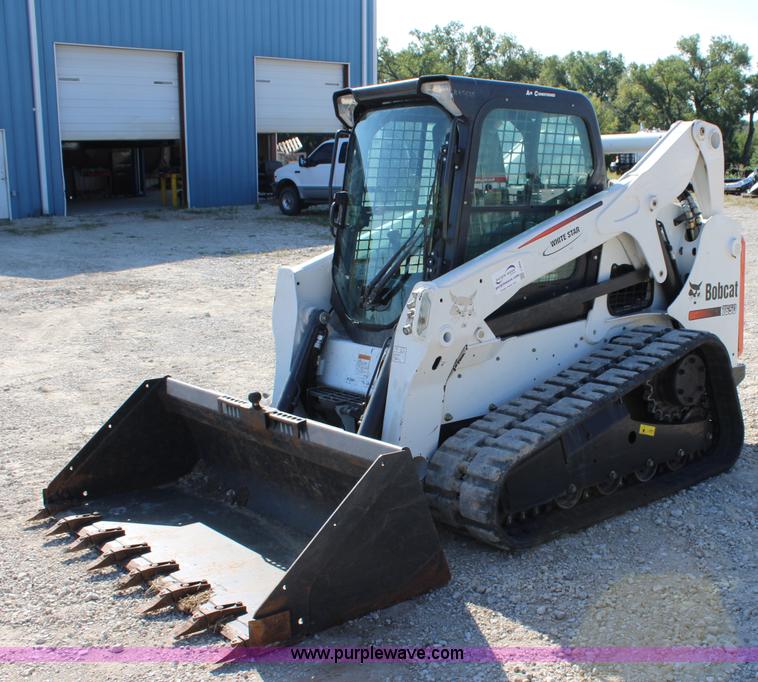 image for item J3669 2011 Bobcat T650 skid steer