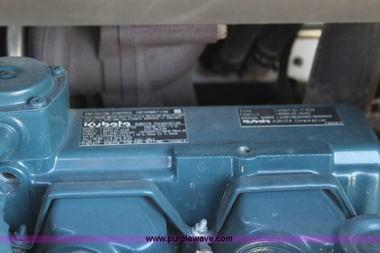 image for item J3669 2011 Bobcat T650 skid steer