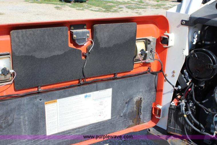 image for item J3669 2011 Bobcat T650 skid steer