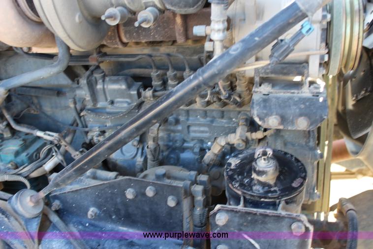 image for item J3702 1993 Mack RD690S dump truck