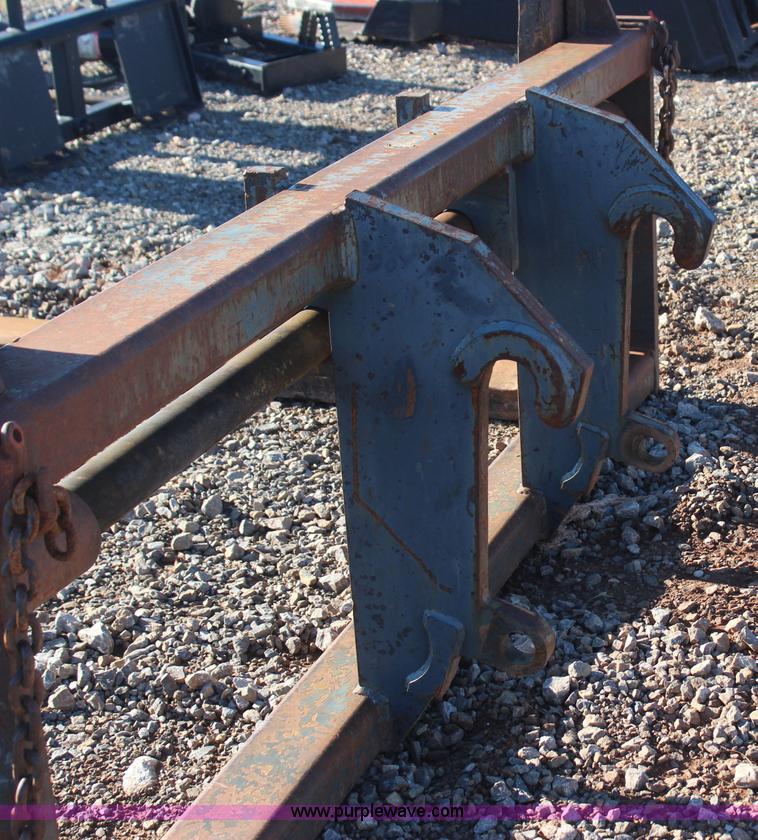 image for item J4444 Loader pallet forks