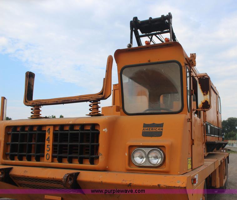 image for item J4451 1969 American 4450 crane truck