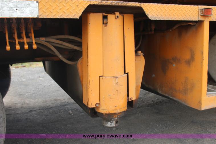 image for item J4451 1969 American 4450 crane truck