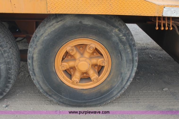 image for item J4451 1969 American 4450 crane truck