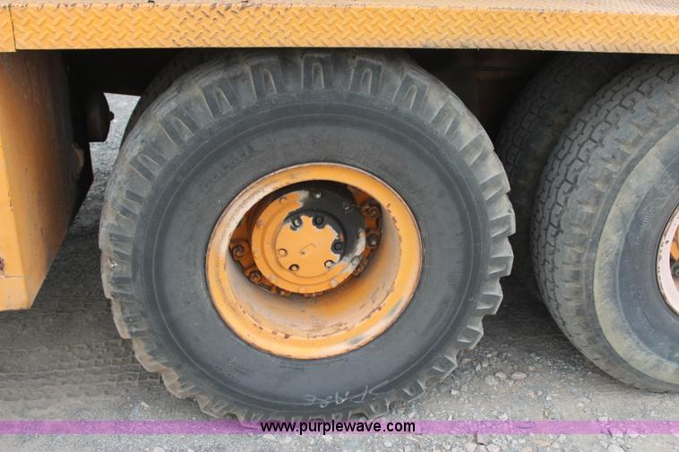 image for item J4451 1969 American 4450 crane truck