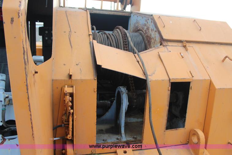 image for item J4451 1969 American 4450 crane truck