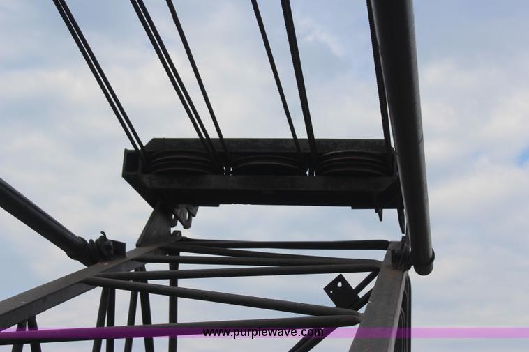 image for item J4451 1969 American 4450 crane truck