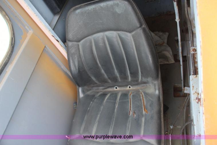 image for item J4451 1969 American 4450 crane truck