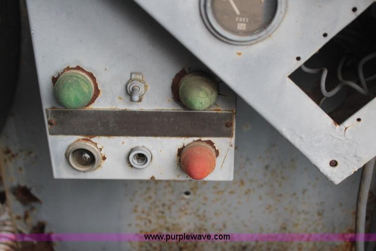 image for item J4451 1969 American 4450 crane truck