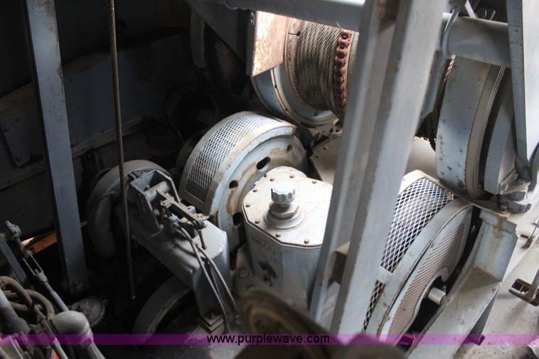 image for item J4451 1969 American 4450 crane truck