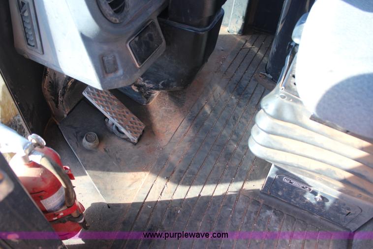 image for item J4472 2007 John Deere 624J wheel loader