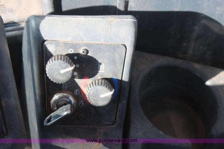 image for item J4472 2007 John Deere 624J wheel loader