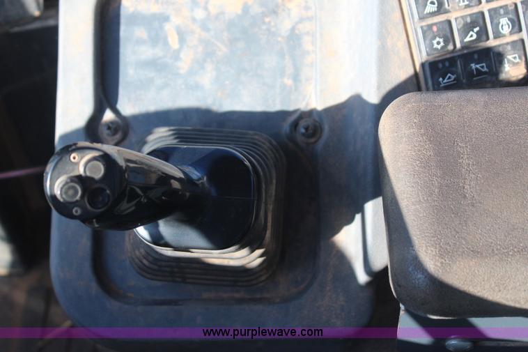 image for item J4472 2007 John Deere 624J wheel loader