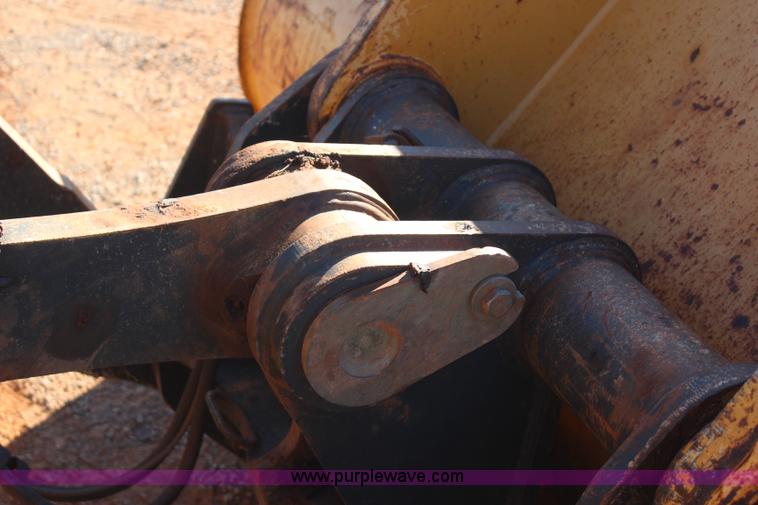 image for item J4472 2007 John Deere 624J wheel loader