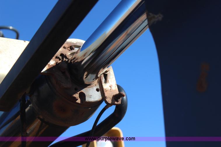 image for item J4472 2007 John Deere 624J wheel loader