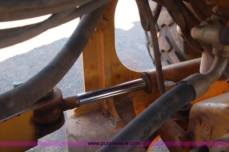 image for item J4472 2007 John Deere 624J wheel loader