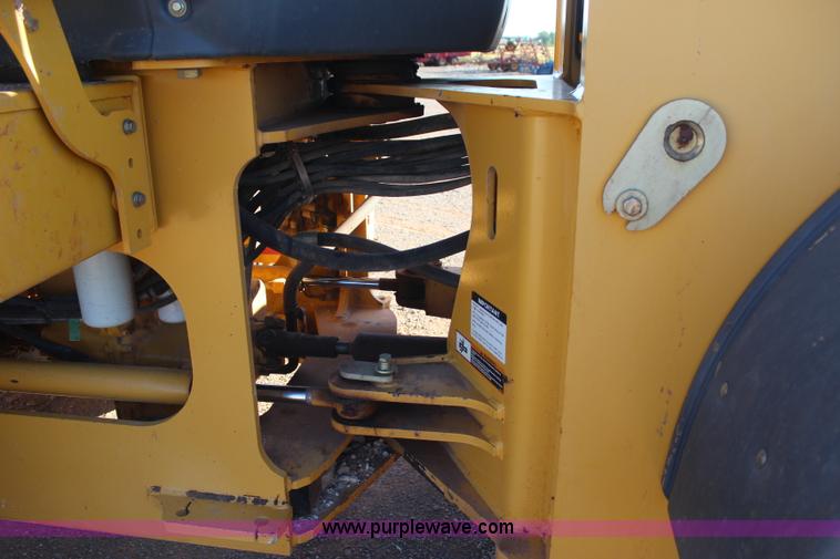 image for item J4472 2007 John Deere 624J wheel loader