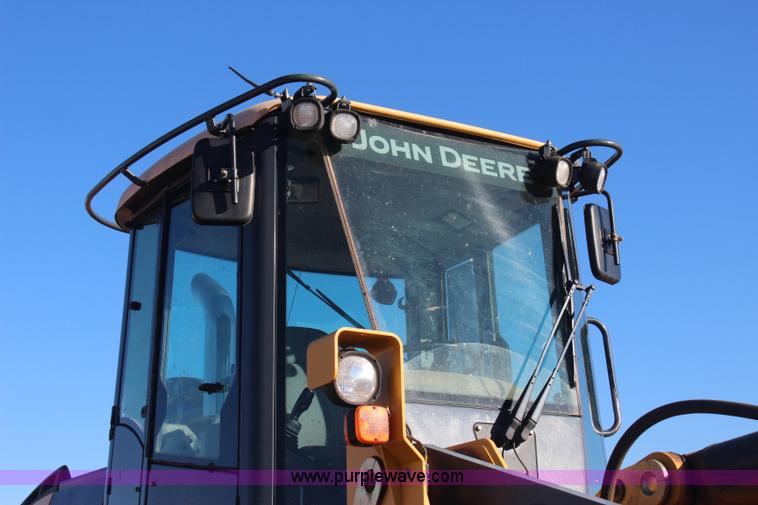 image for item J4472 2007 John Deere 624J wheel loader