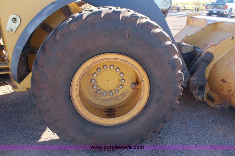 image for item J4472 2007 John Deere 624J wheel loader