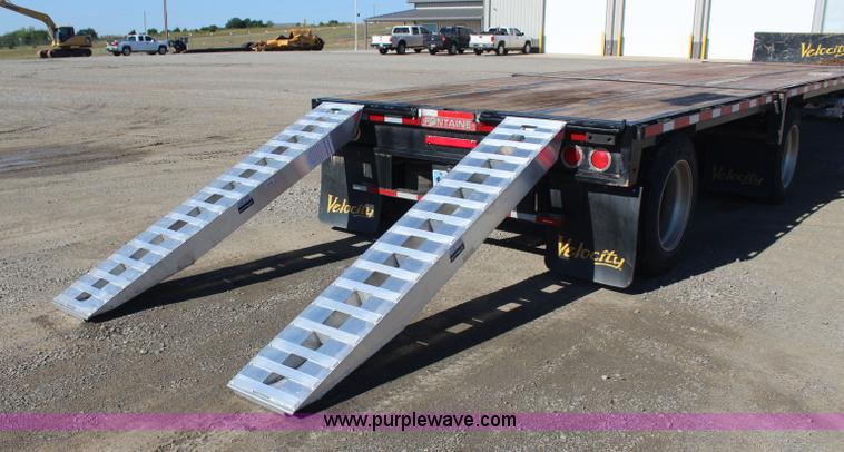 image for item J4473 2014 Fontaine HAVSD12WSA equipment trailer