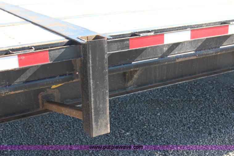 image for item J4473 2014 Fontaine HAVSD12WSA equipment trailer